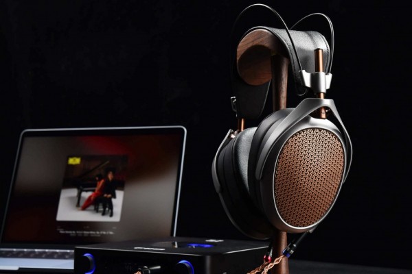 ʫ��������֮�ã�Meze Audio POETƽ������������