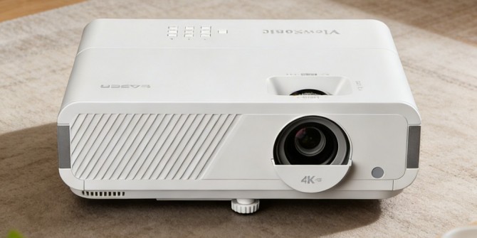 ����LX720-4KC����ͶӰ�ڼҾ������ܰٴ��������