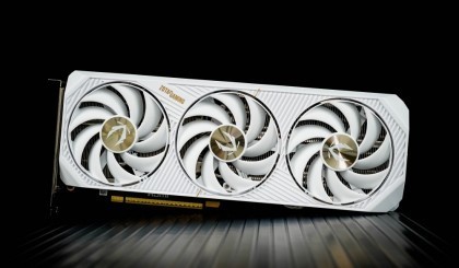 索泰RTX 5070 Ti SOLID WHITE显卡评测 极简设计 释放非凡性能