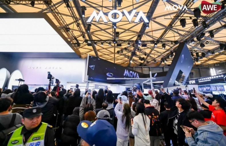 AI����ʱ����Ļ��AWE 2026����MOVAȫ������̬