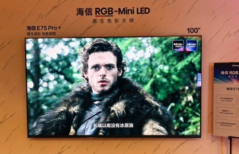 �������³���ʣ���������RGB-Mini LED���������½׶�